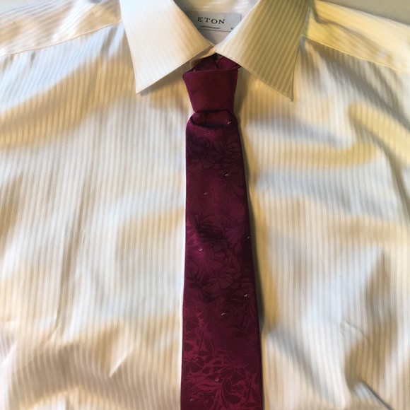 Calvin Klein dark rose tie - Picture 8 of 9
